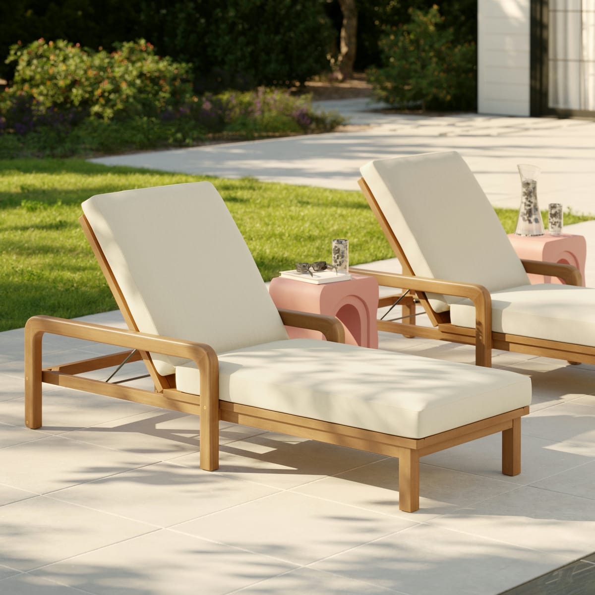 ARTICLE | White Fabric Chaise Lounger Solid Acacia Wood Frame Scandinavian Design