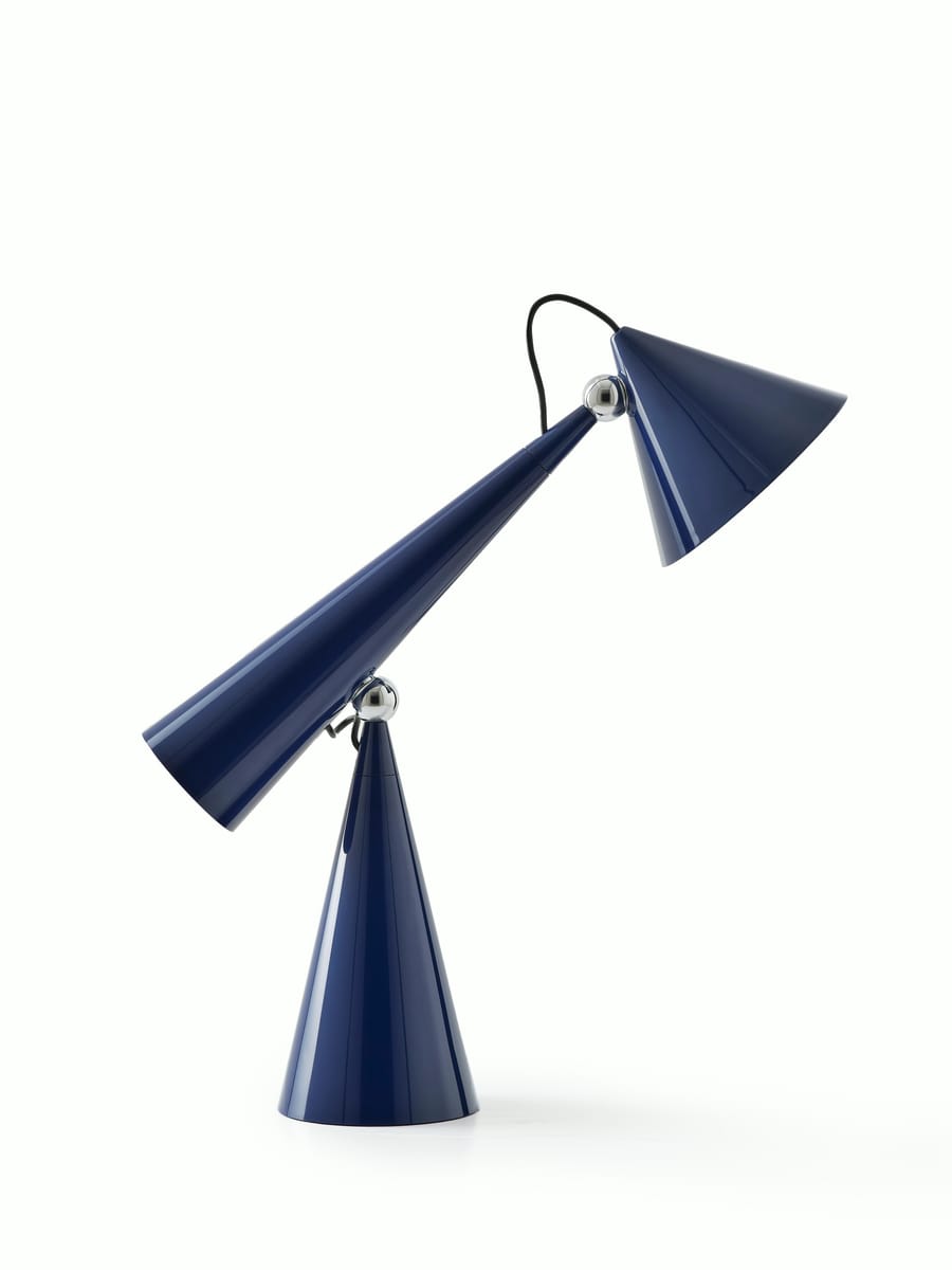 Pose Task Light – Design Within Reach